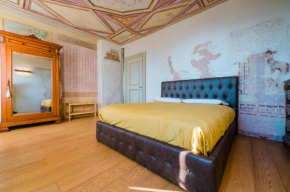 Pareto Apartment